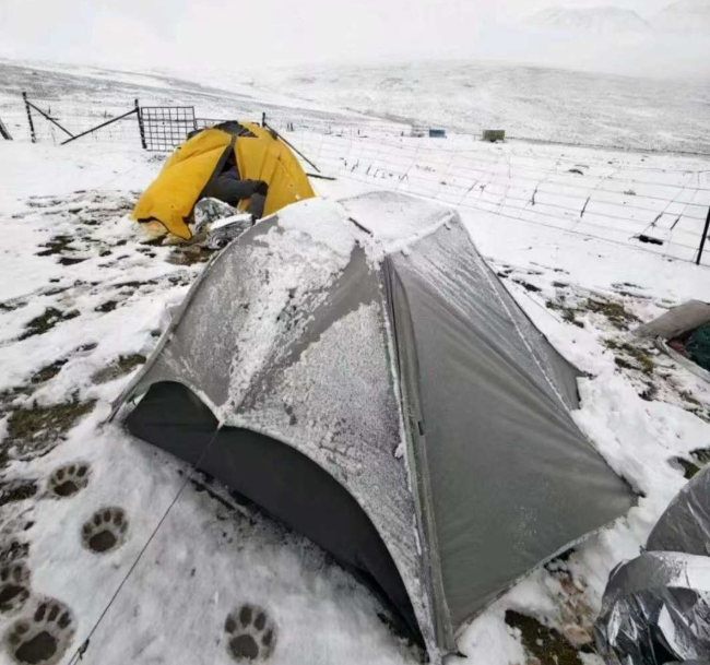 徒步探险遇险频发:美景与险境的博弈,谁在为“野生徒步”买单? 第 2 张 徒步探险遇险频发:美景与险境的博弈,谁在为“野生徒步”买单? 第 2 张