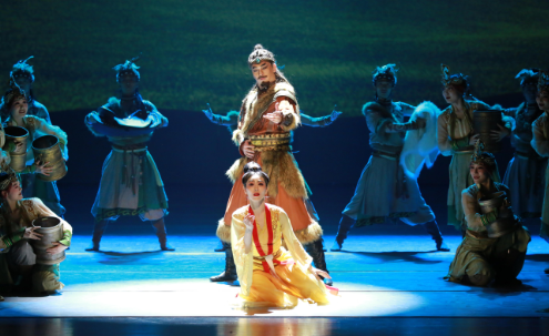 千年绝唱舞动京城 舞剧《胡笳十八拍》在国家大剧院上演