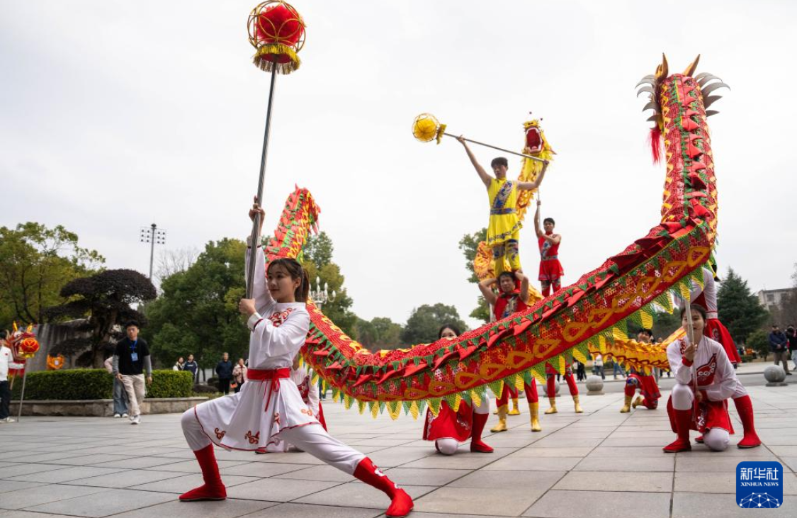 多彩活动迎接“二月二，龙抬头” 第 1 张