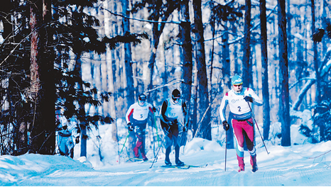 中国冰雪旅游热度持续提升 第 1 张