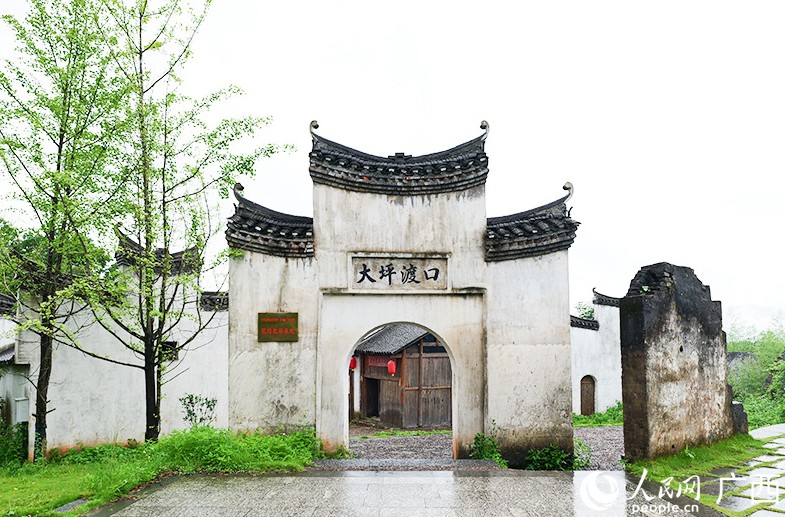 寻光湘江畔 第 2 张 寻光湘江畔 第 2 张