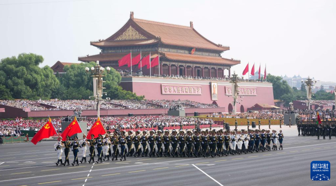 正义的信念不可动摇 和平的期盼不可阻遏 人民的力量不可战胜