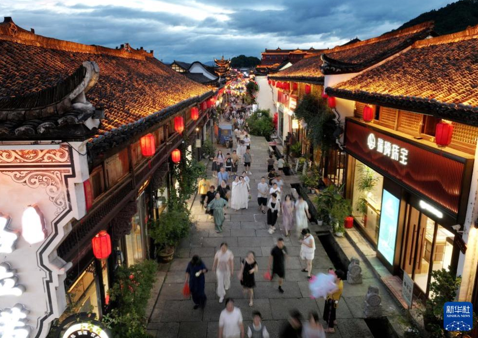 夏日“夜经济”升温 第 4 张