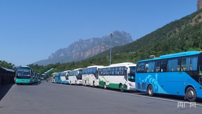 河南宝泉旅游区多部免费扶梯投用 记者实地探访 第 2 张