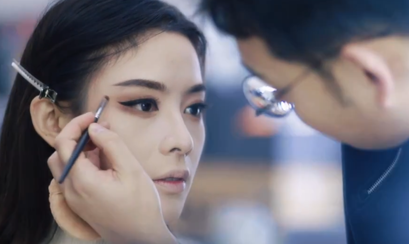 陈丽君人民日报撰文：越音里，是村里人越来越红火的日子