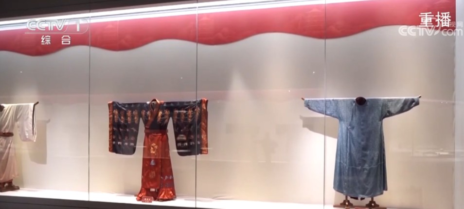 文化“盛宴”激活文旅“流量密码” 体验非遗、感受民俗燃动年味聚人气 第 2 张