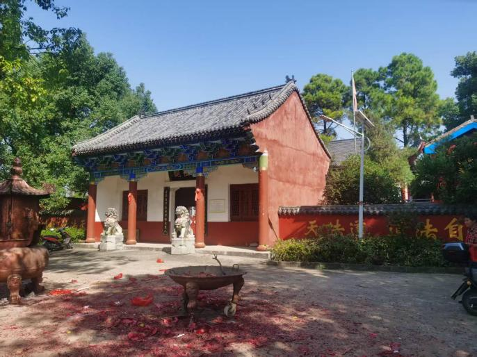药祖承脉 玄师留辉 —— 茅云山华祖观与谢宗信方丈 第 2 张 药祖承脉 玄师留辉 —— 茅云山华祖观与谢宗信方丈 第 2 张