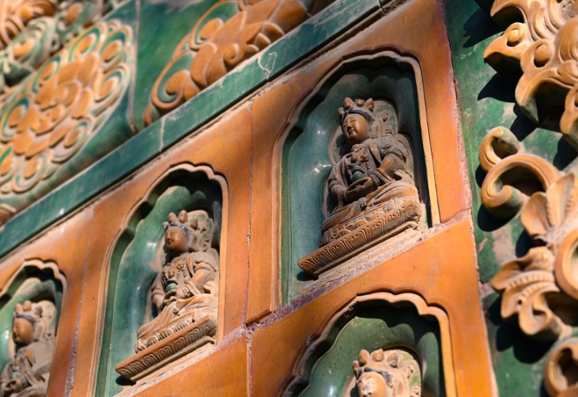 北京北海公园琉璃阁院落腾退移交 “西天梵境”恢复完整性 第 2 张